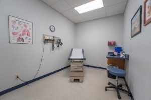 Sunbury Urgent Care exam room and table